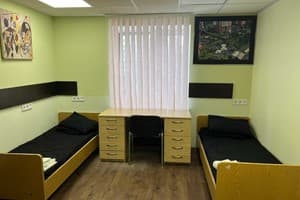 Хостел Кроне ГОК Затишок. Эконом двухместный с раздельными кроватями 1