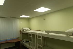 Хостел Кроне ГОК Затишок. Место в общем 8-местном номере  4